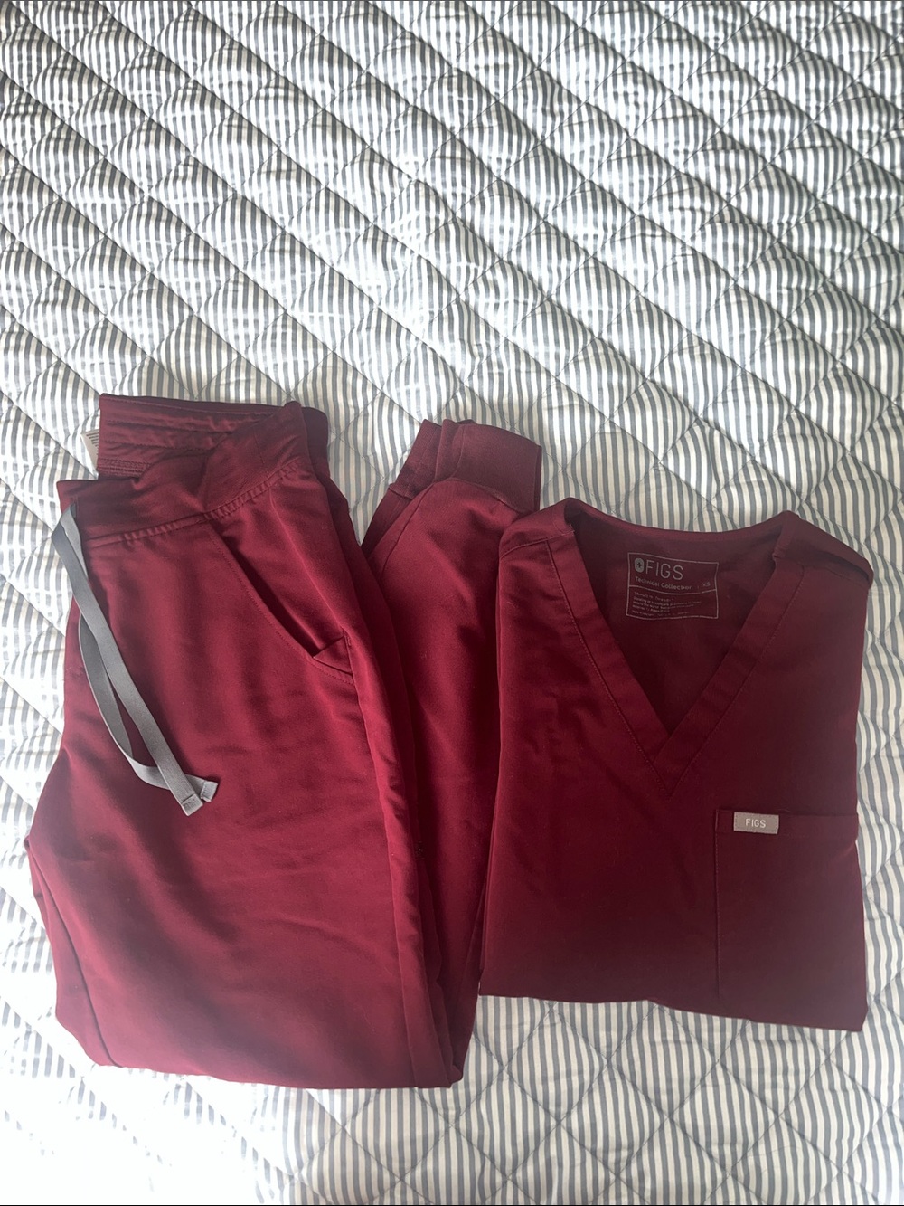 Figs Burgundy Track Pants & V-Neck Scrub Top Set